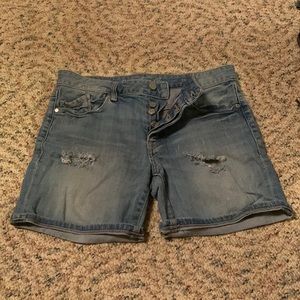 Martin + OSA woman’s blue jeans shorts.